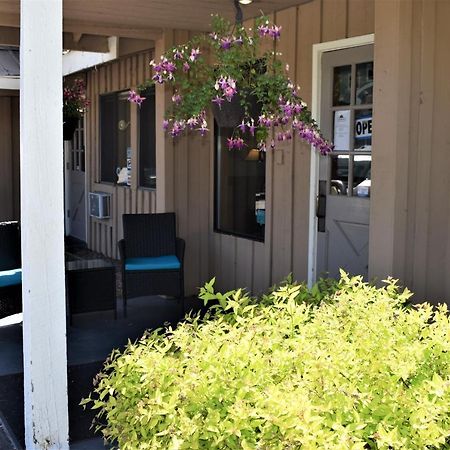 Winthrop Inn エクステリア 写真
