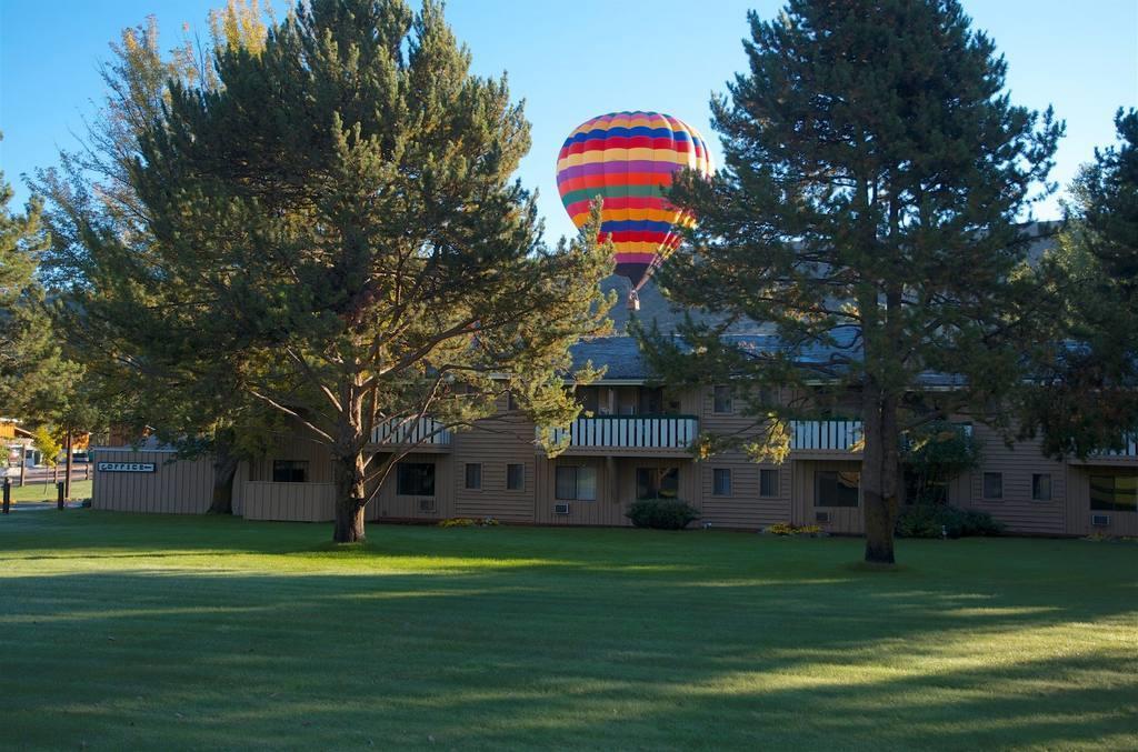 Winthrop Inn エクステリア 写真